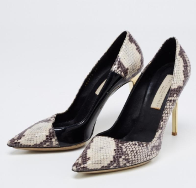 Gris Stella McCartney Escarpins D'orsay en faux vernis et cuir gaufré Taille 38.5 en vente