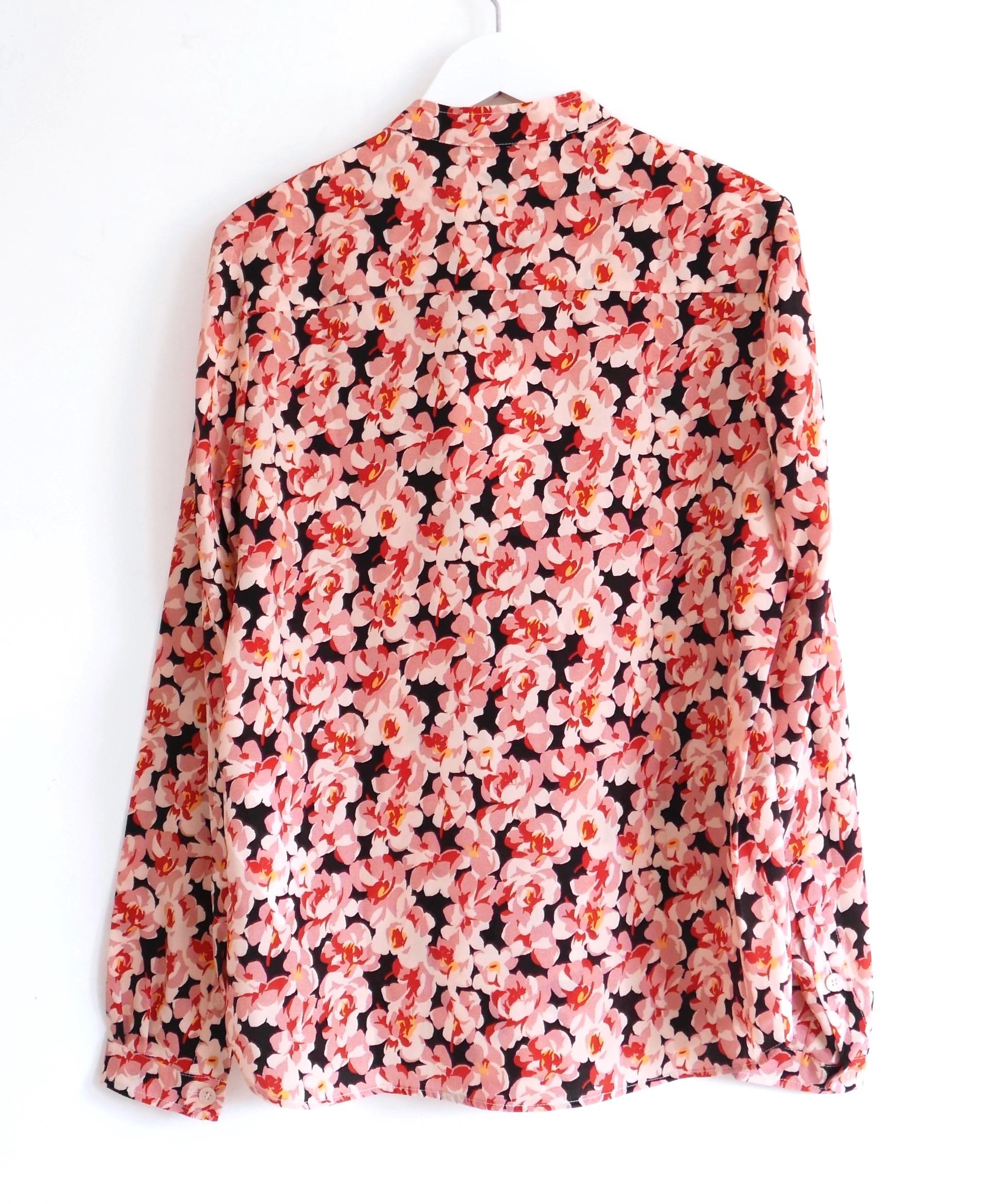 Stella McCartney floral blossom print silk shirt In New Condition For Sale In London, GB