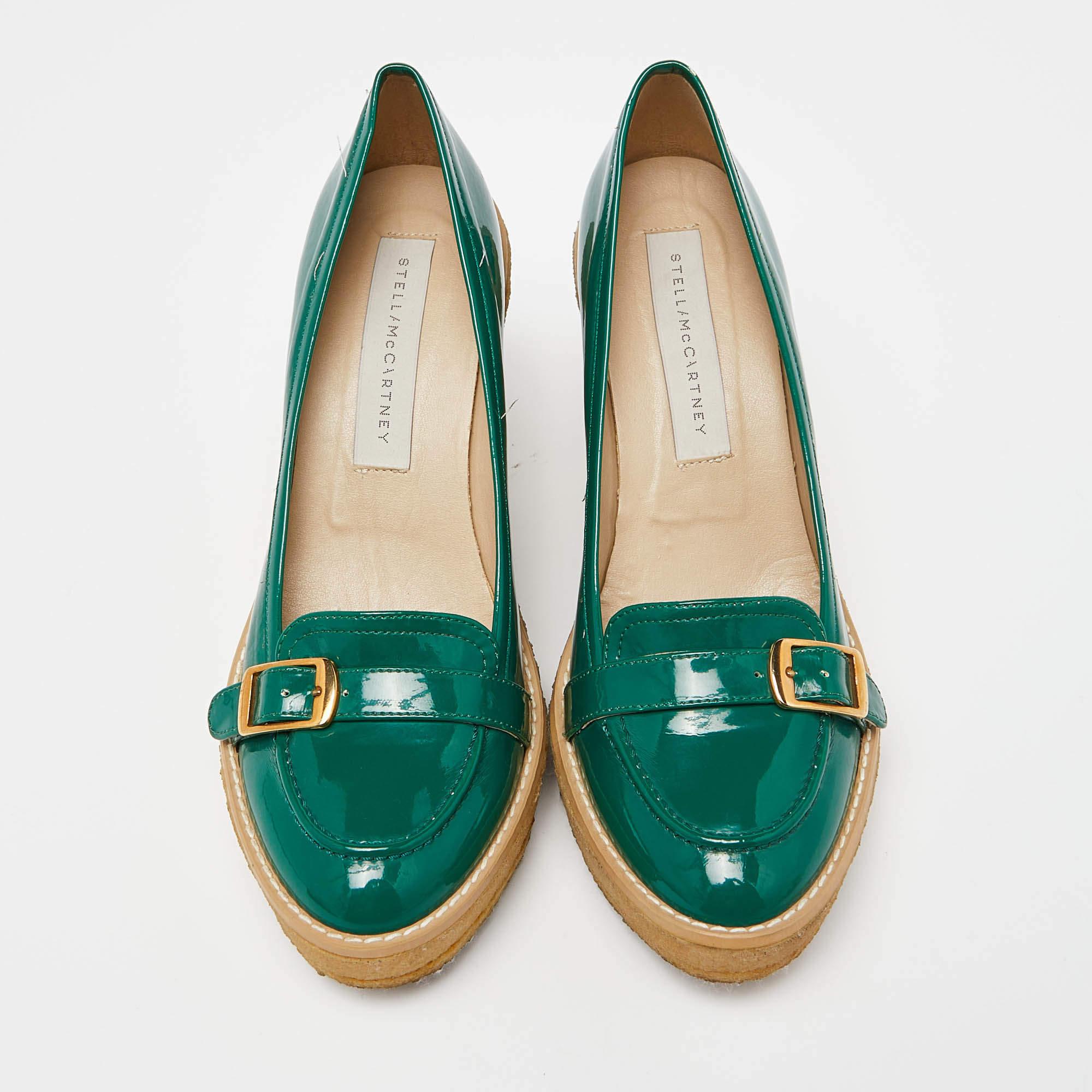 Marron Stella McCartney - Escarpins compensés en cuir verni vert, taille 38 en vente