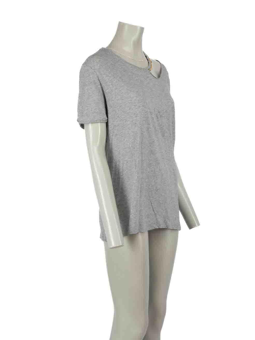 CONDITION is Good. Minor wear to top is evident. Light wear to fabric composition with a handful of very small holes found through the front on this used Stella McCartney designer resale item.
 
 Details
 Grey
 Cotton
 Short sleeve T- shirt
