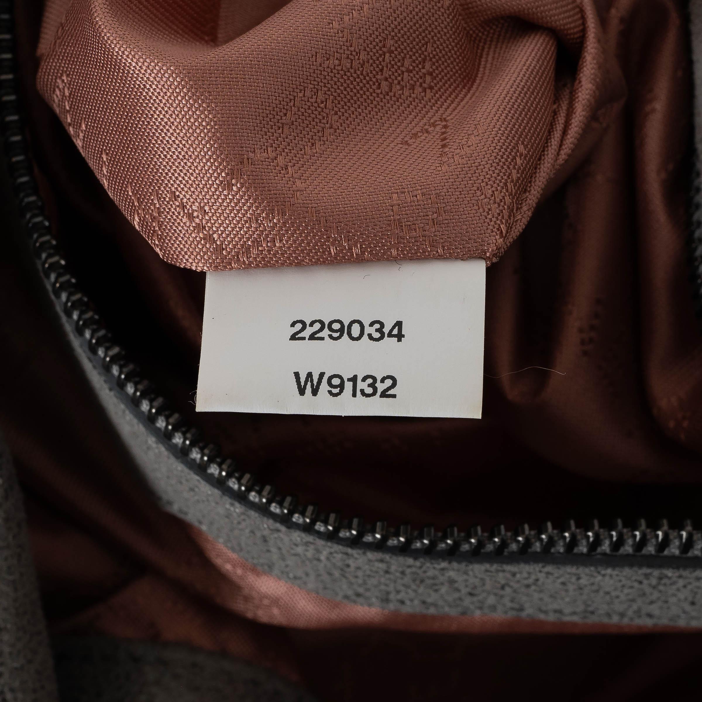 Stella McCartney - Sac FALABELLA LARGE FOLD-OVER TOTE en simili-cuir gris en vente 3