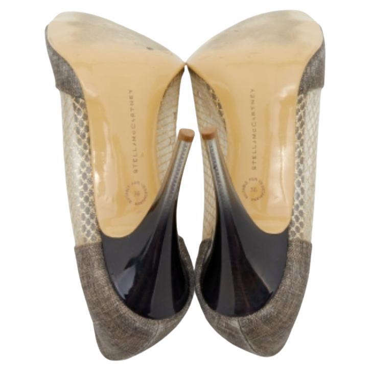Stella McCartney Grey/Gold Canvas and PVC Peep Toe Pumps Size 36 For Sale 3