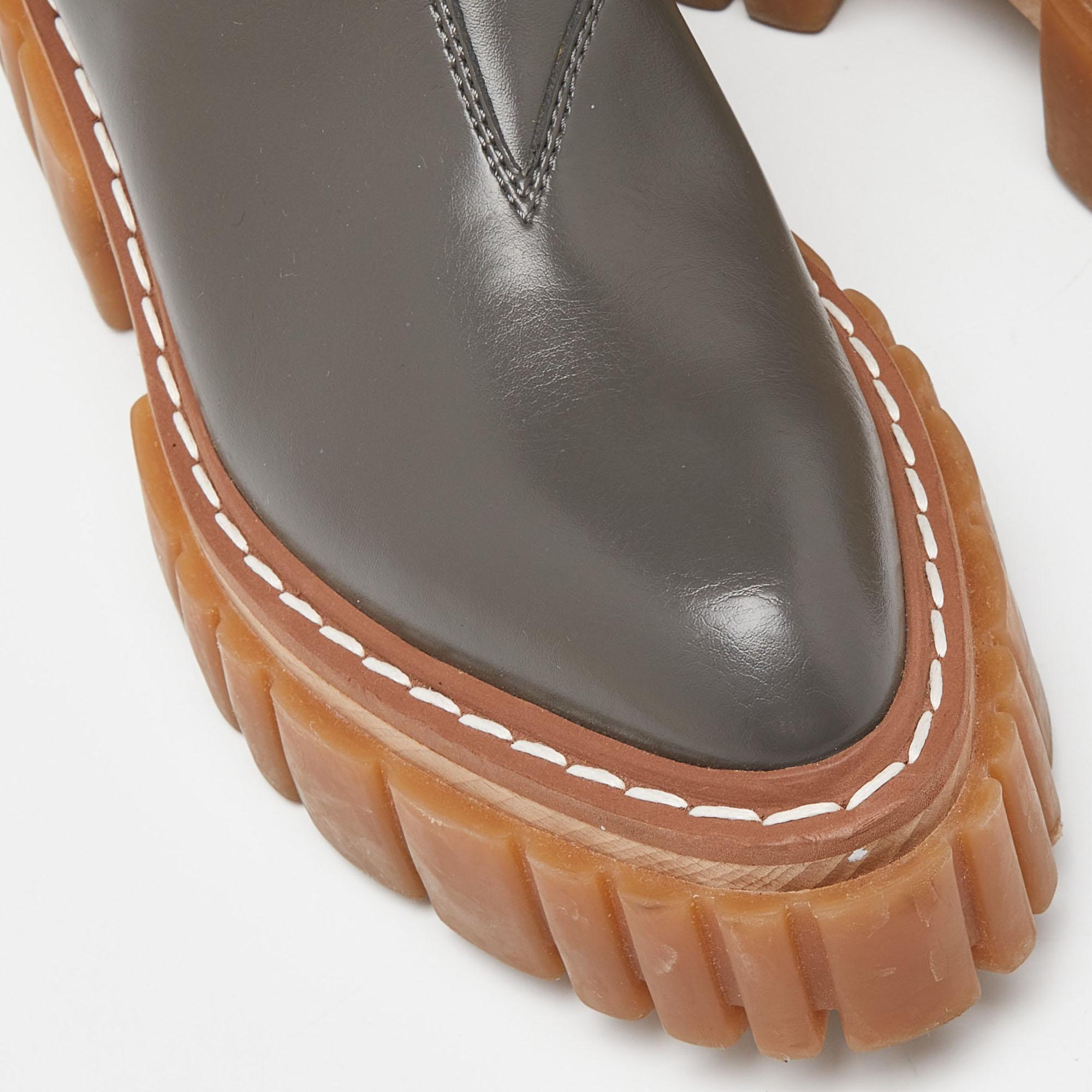 Women's Stella Mccartney Grey Leather Vegan Chelsea Boots Size 37 For Sale