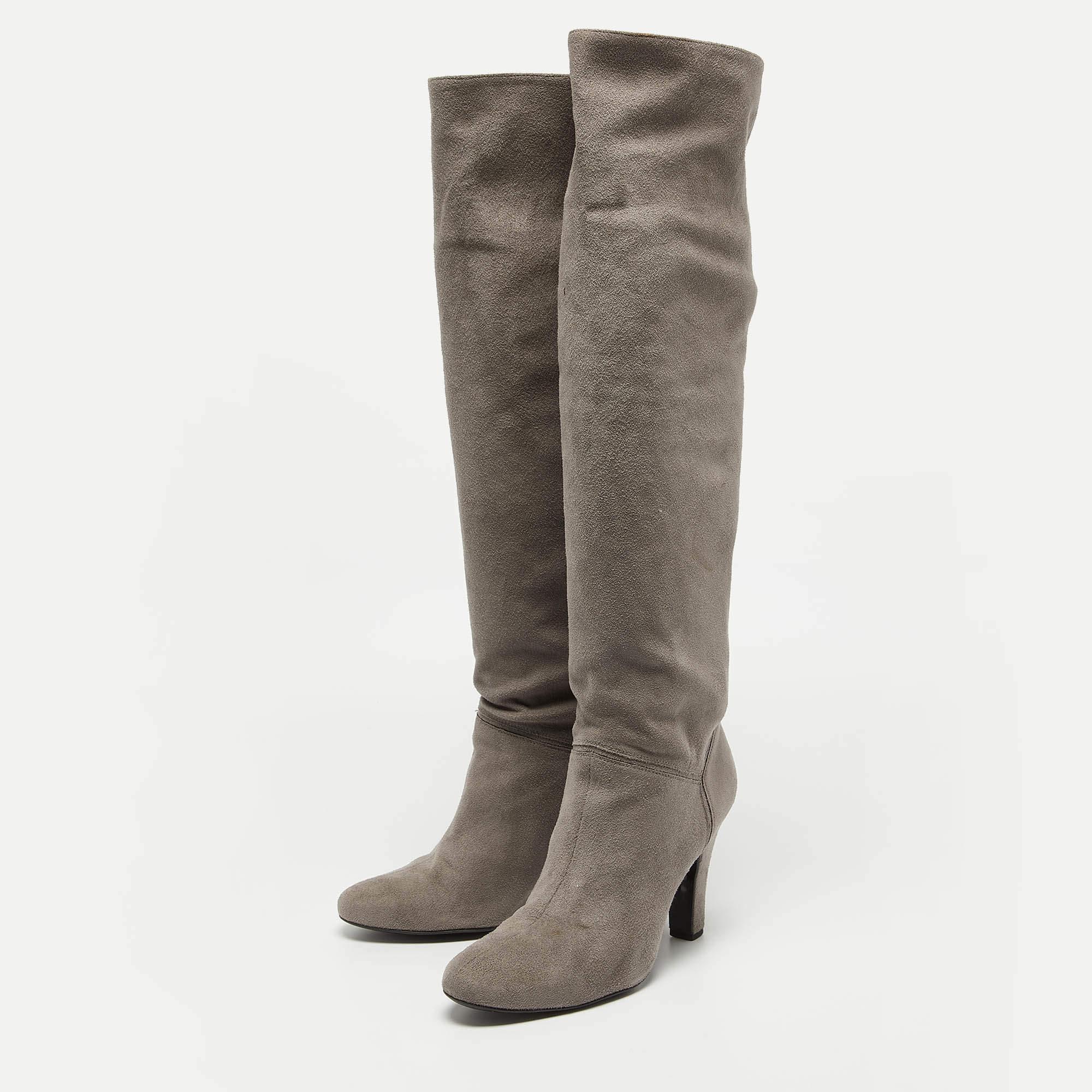 Boots are an essential part of your wardrobe and these boots crafted from top quality materials are a fine choice. Offering the best of comfort and style this sturdy soled pair would be great with skinny jeans for a casual day out
