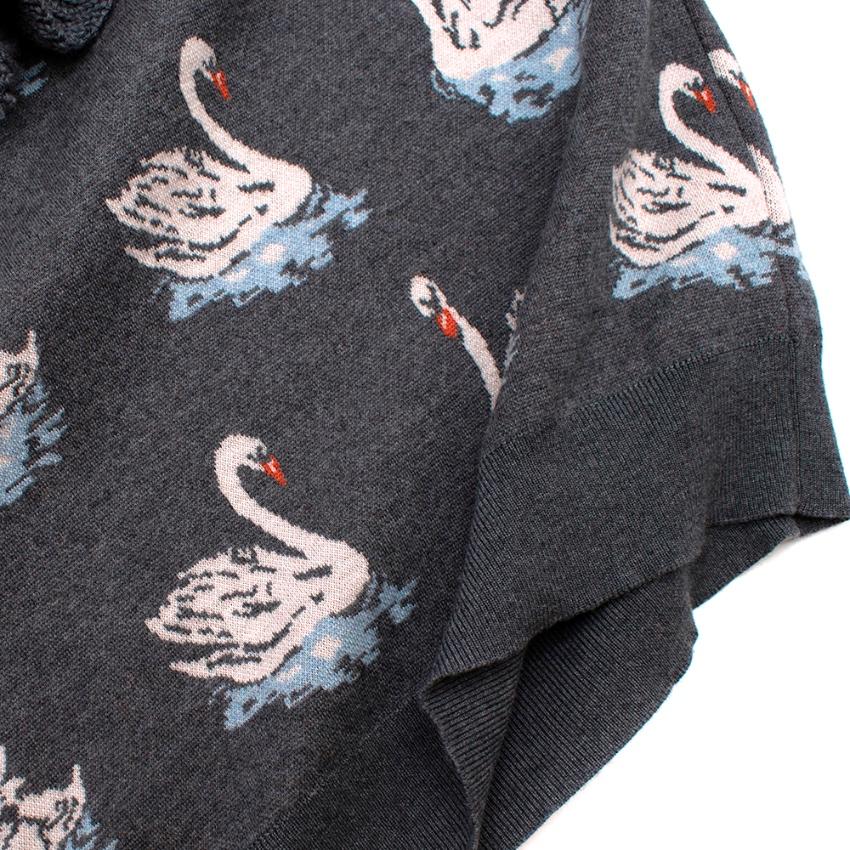 Stella McCartney Grey Swan Intarsia Ruffled Jumper - Size US 4 In New Condition For Sale In London, GB