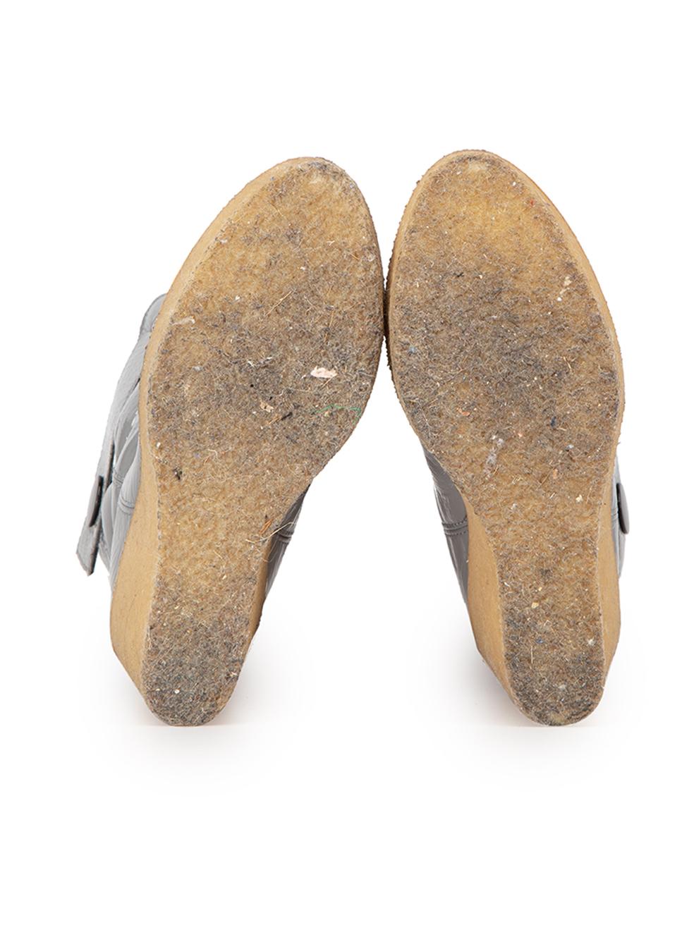 Stella McCartney Gris Vegan Patent Faux Shearling Wedge Boots Size IT 37 Pour femmes en vente