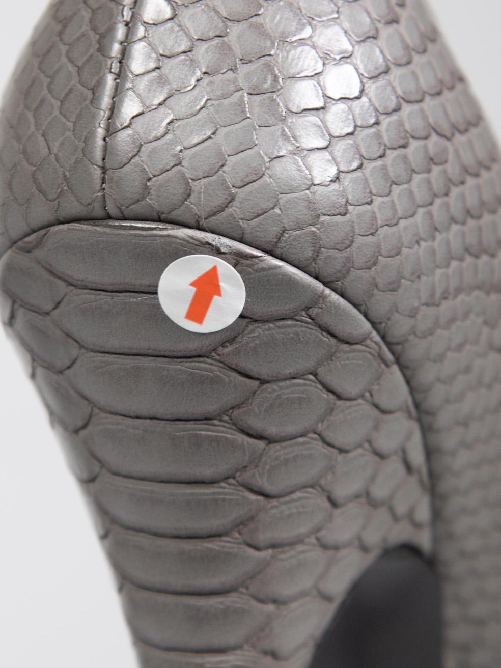 Stella McCartney Grey Vegan Snakeskin Embossed Pumps Size IT 39 2