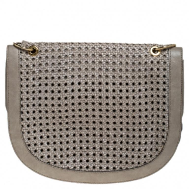 Stella McCartney Bolso con solapa Alexa de piel tejida gris Gris en venta