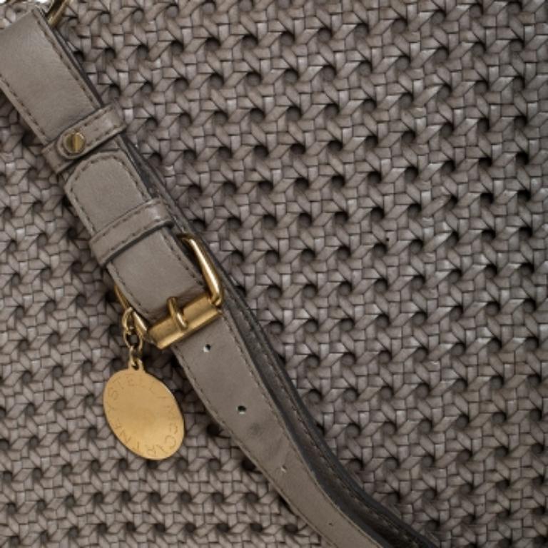 De las mujeres Stella McCartney Bolso con solapa Alexa de piel tejida gris en venta