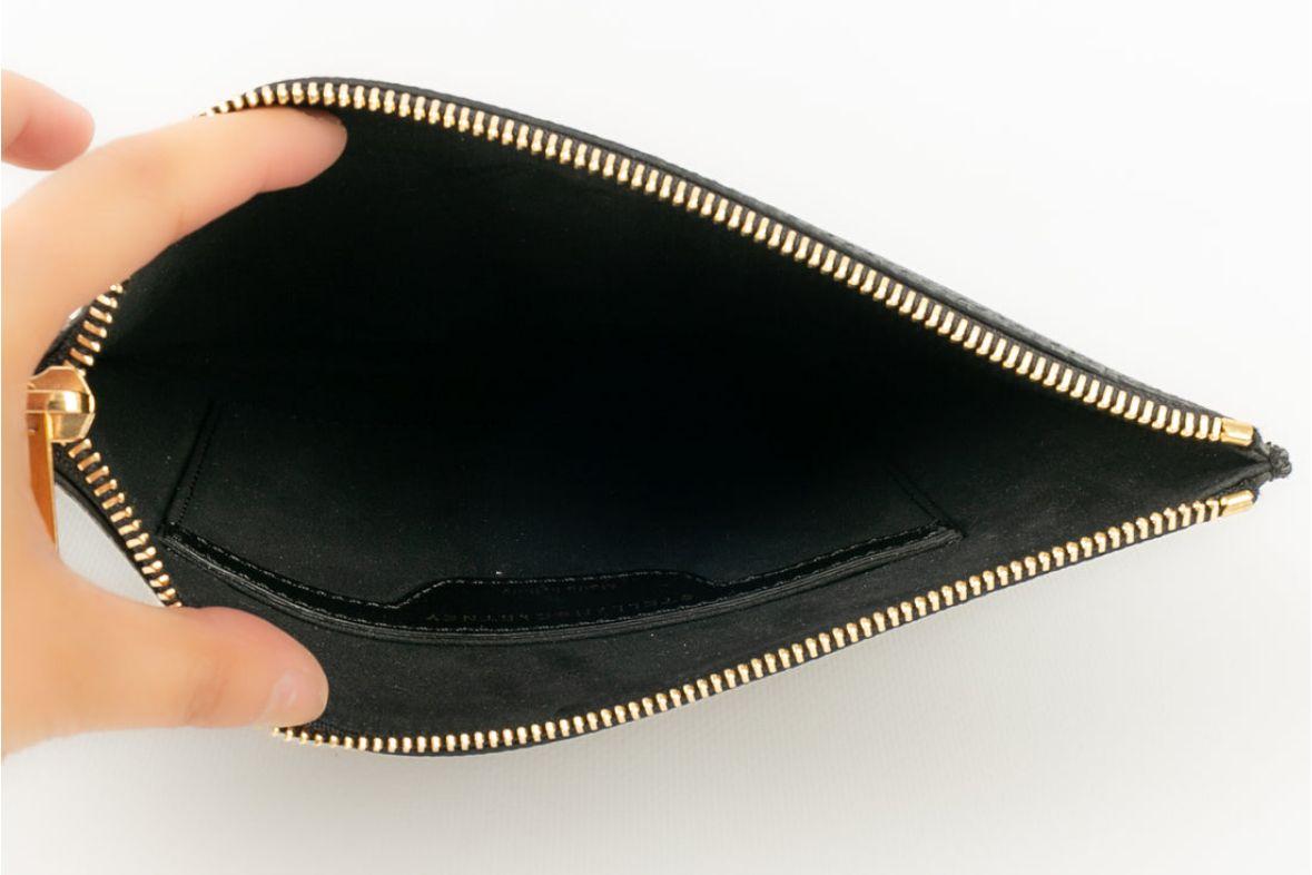Stella McCartney Leather Clutch Bag In Excellent Condition For Sale In SAINT-OUEN-SUR-SEINE, FR