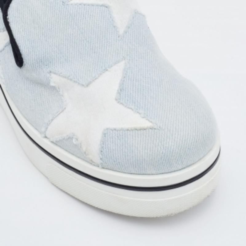 Stella McCartney Light Blue Denim Binx Star Platform Sneakers Size 36 In Good Condition For Sale In Dubai, Al Qouz 2
