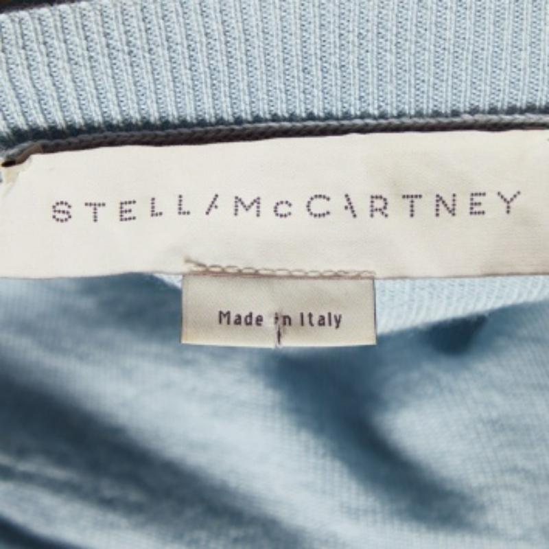 Les jours où vous souhaitez faire peu ou pas d'efforts pour votre tenue, un pull élégant comme celui-ci est très utile. Il est coupé dans des tissus de qualité et présente un style classique. Associez-le à un jean et à des baskets.
