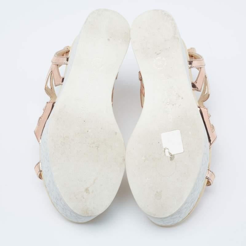 Stella McCartney Metallic Bronze Faux Patent Leather Hackney Platform Sandals  For Sale 4