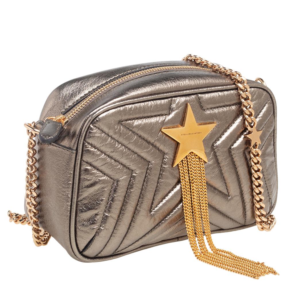 Stella McCartney Metallic Olive Green Quilted Faux Stella Star Crossbody Bag In Excellent Condition In Dubai, Al Qouz 2