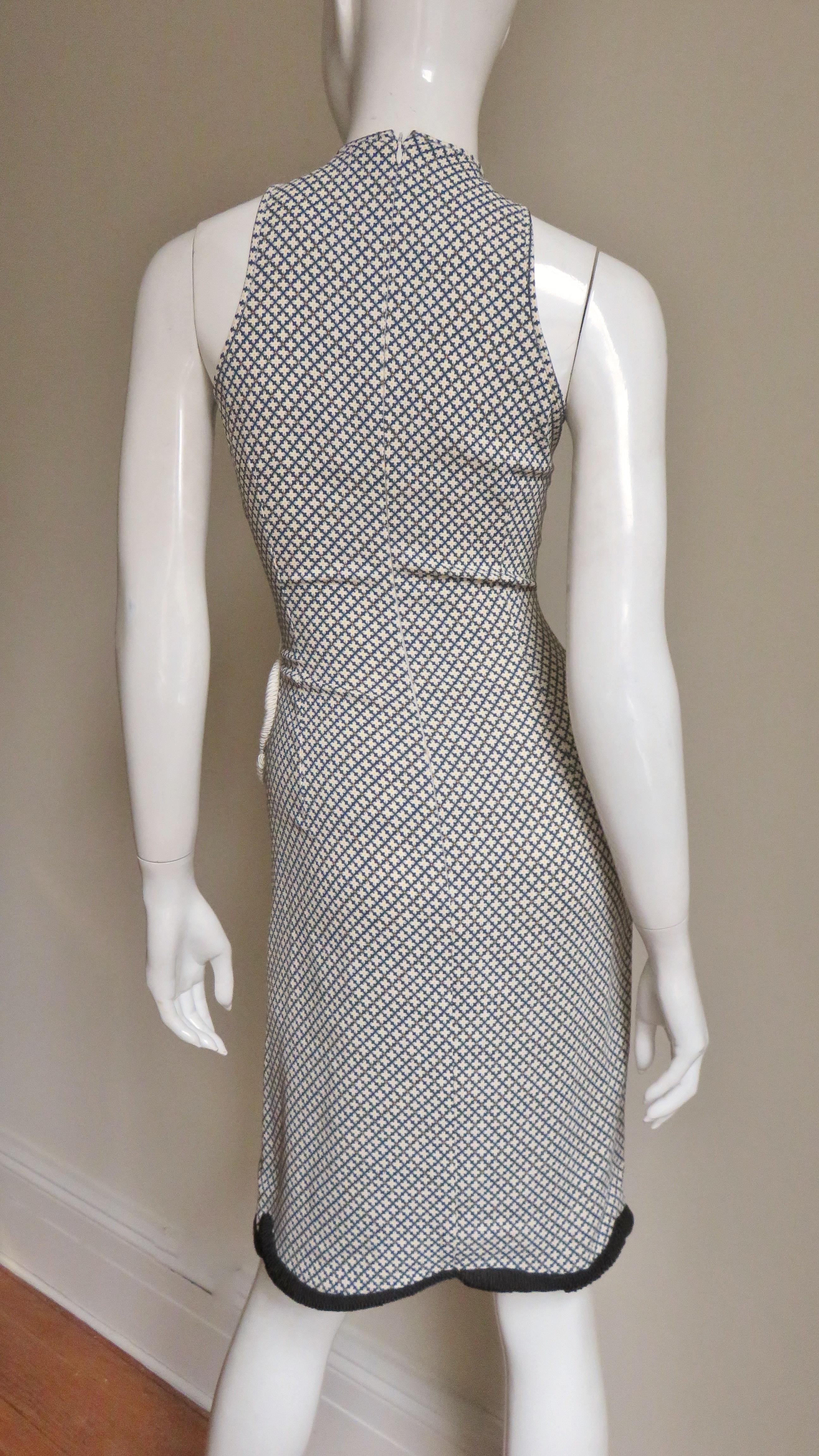 Stella McCartney Neues Kleid mit gemischten Mustern für die Anzeigenkampagne 8