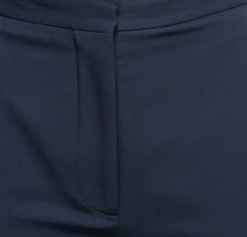 I pantaloni dal taglio impeccabile sono un punto fermo di un guardaroba ben curato. Questi pantaloni firmati sono finemente cuciti per darti il look desiderato e un comfort che dura tutto il giorno.