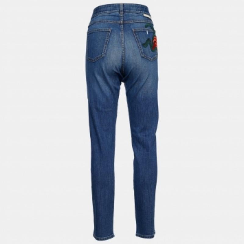Bleu Stella McCartney jean bleu marine brodé de chat sauvage, taille M en vente