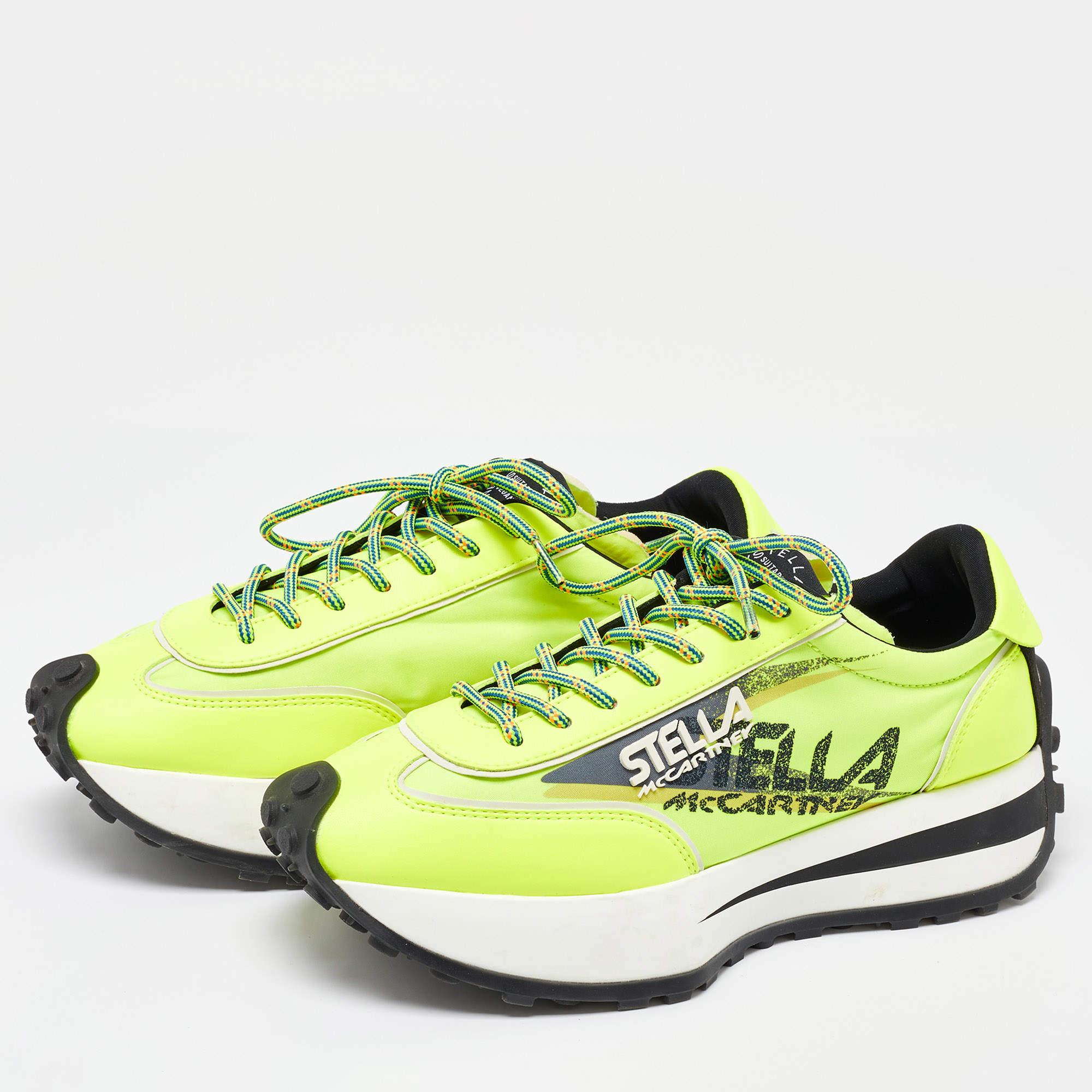 Stay in comfort with these sneakers from Stella McCartney. Crafted with a combination of materials this pair has rock textured soles in rich tones along with lace up closure on the uppers. Comfortable fabric lining and tough rubber soles complete