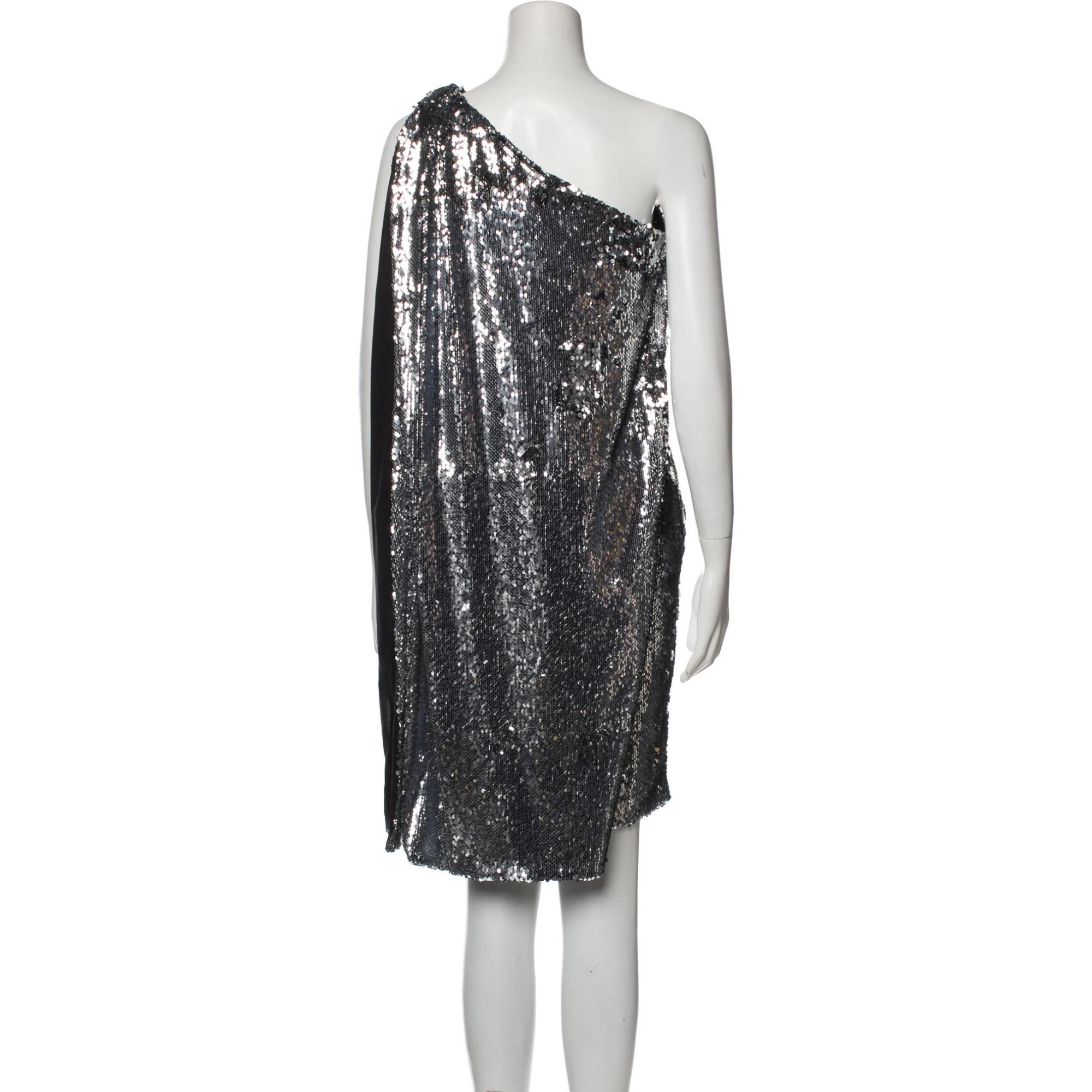 Stella Mccartney One-shoulder Silver Sequin Mini Dress In Excellent Condition In Montreal, Quebec