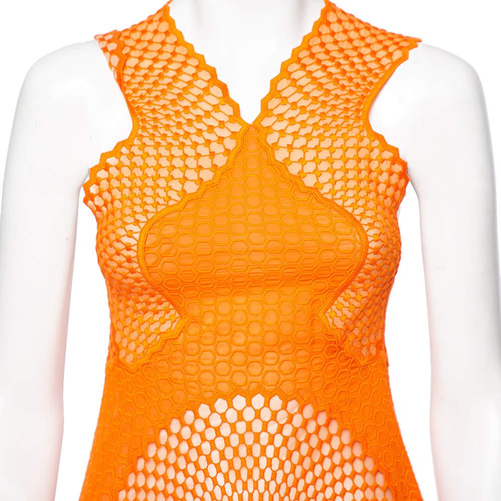 Stella McCartney - Robe longue sans manches en dentelle et maille orange, taille XS Bon état - En vente à Dubai, Al Qouz 2