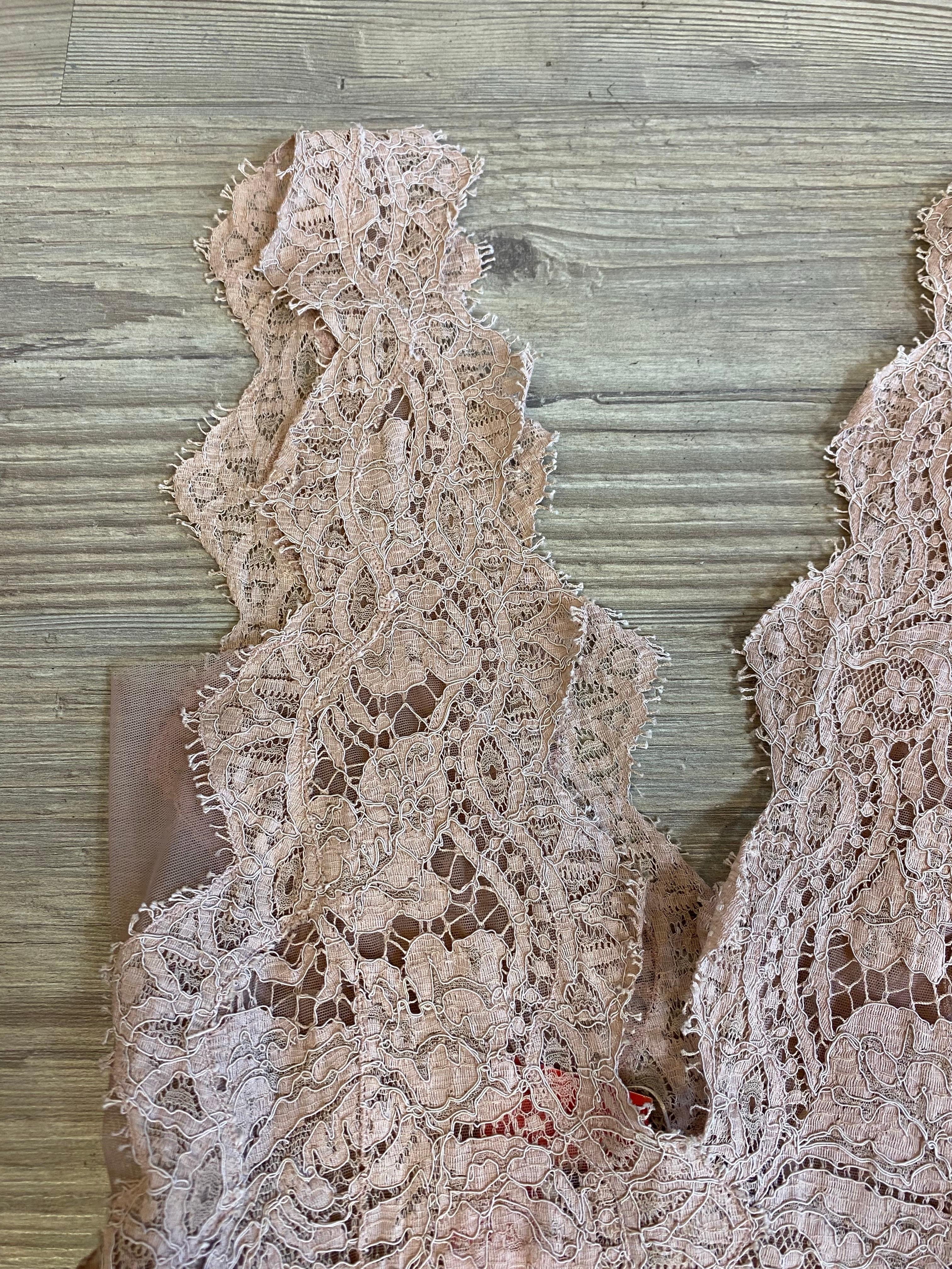 Women's or Men's Stella McCartney pink lace Top For Sale