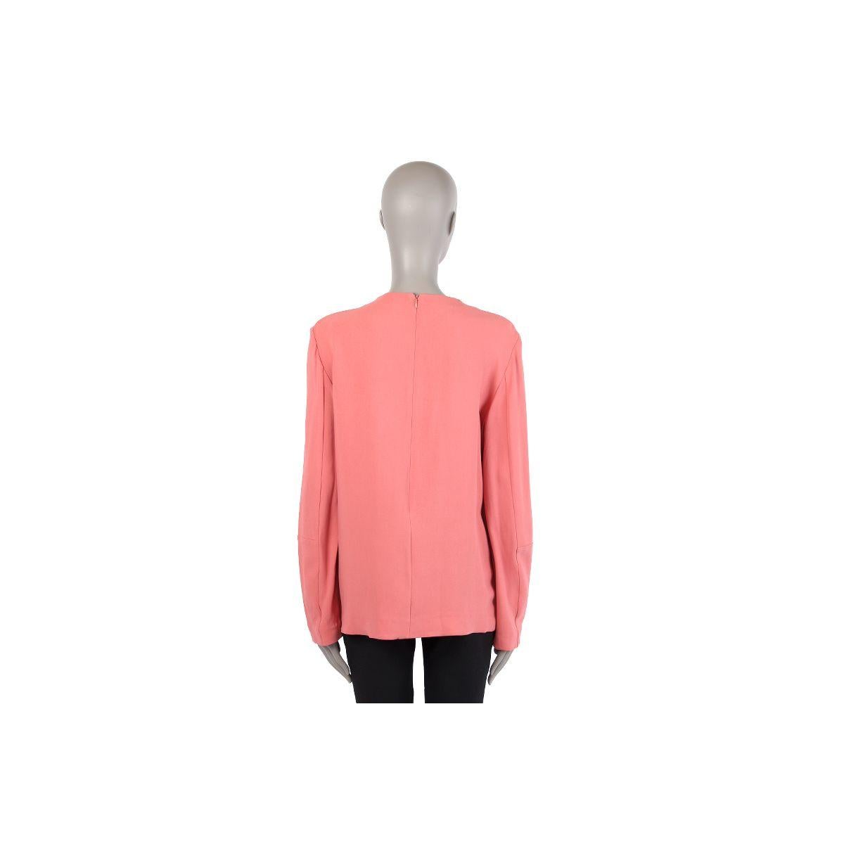 100% authentic Stella McCartney long sleeve, keyhole neck blouse in salmon pink rayon (44%), acetate (32%) and elastane (4%). Has been worn and is in excellent condition.

Measurements
Model	Keyhole Neck
Tag Size	46
Size	XL
Shoulder Width	44cm