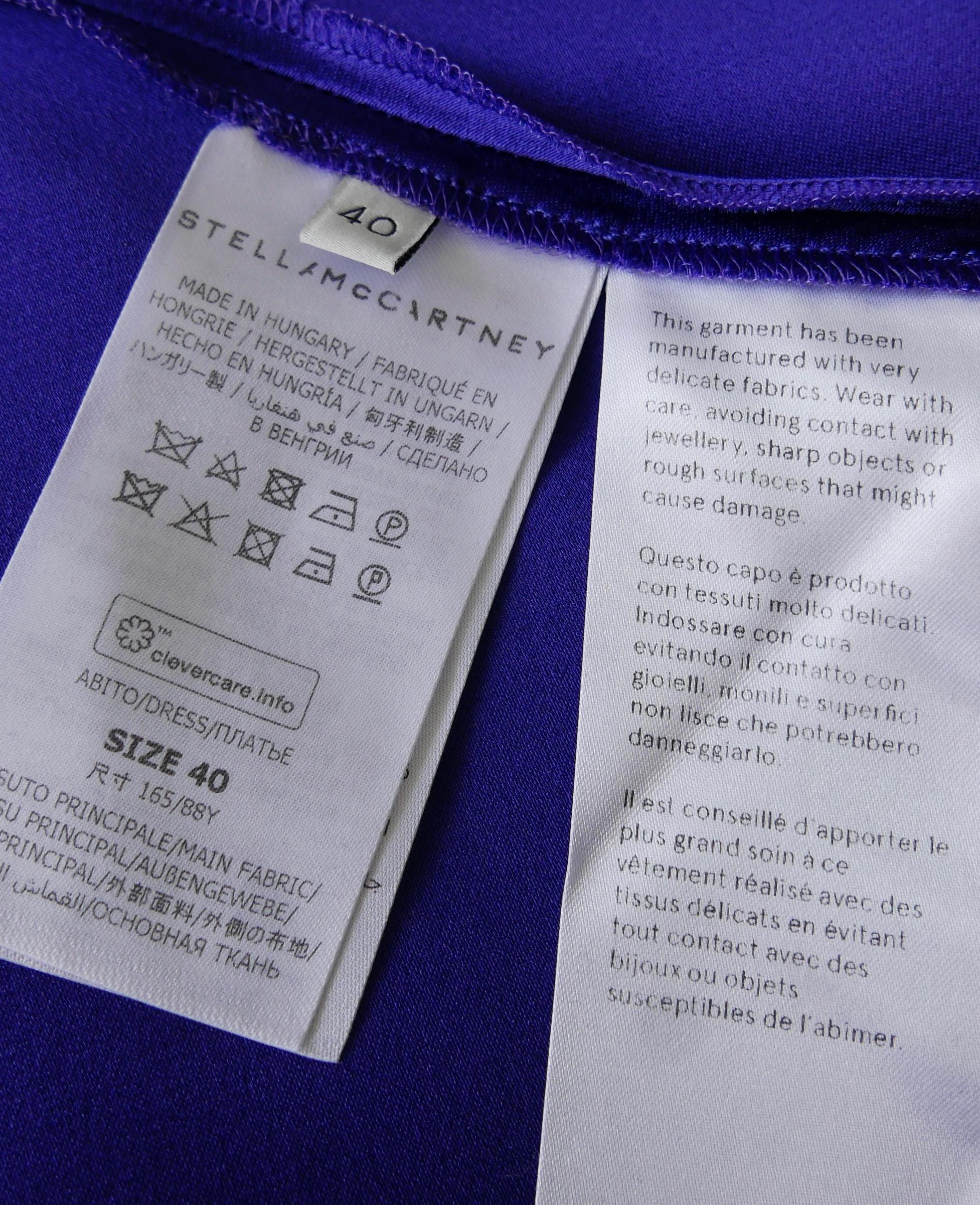 Vestido slip de satén morado Stella McCartney en venta 1