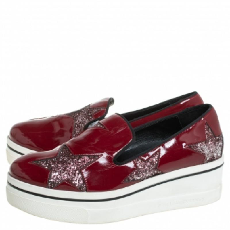 Stella McCartney Red Faux Patent Leather  Slip On Platform Sneakers Size 38 For Sale 2