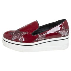Stella McCartney Zapatillas rojas de charol con plataforma deslizante talla 38