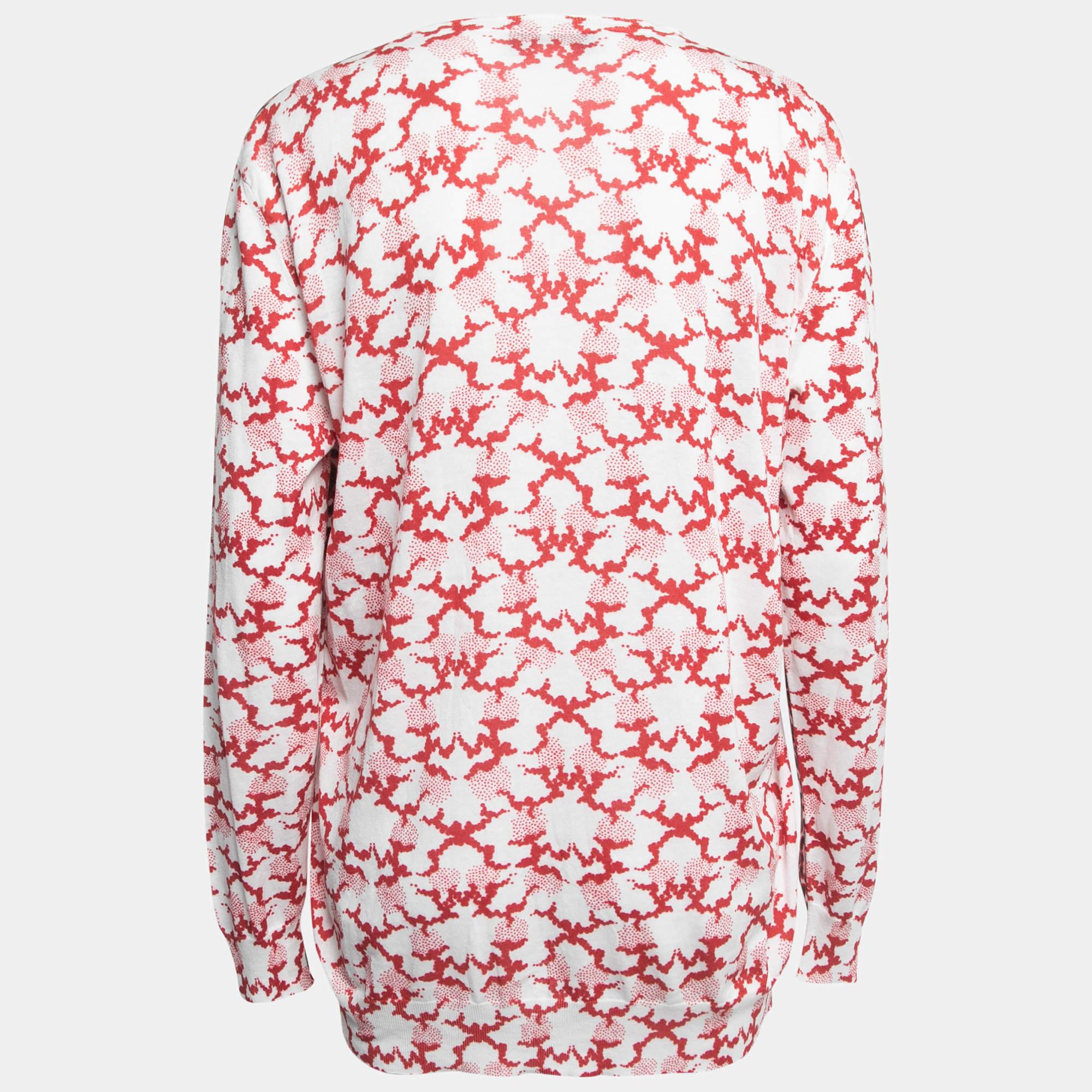 Questo top griffato offre stile e comfort. Realizzata con i migliori tessuti, la creazione è stata curata nei minimi dettagli. Abbinalo a un paio di jeans e a delle scarpe basse.