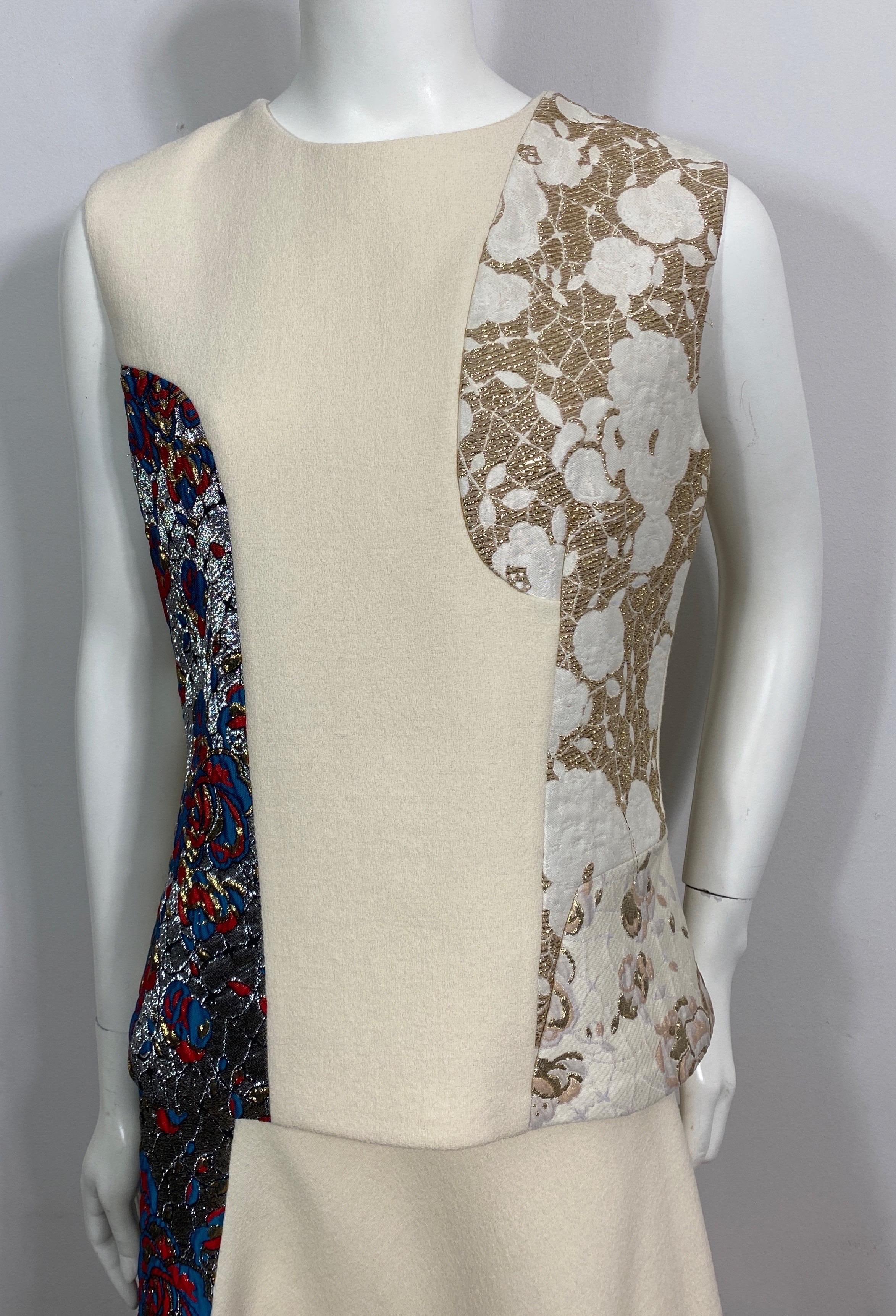 Stella McCartney Runway Fall 2015 Ivory Wool and Multi Brocade Set-Size 42 For Sale 3