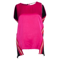 Stella McCartney, Top sportif en soie fuchsia