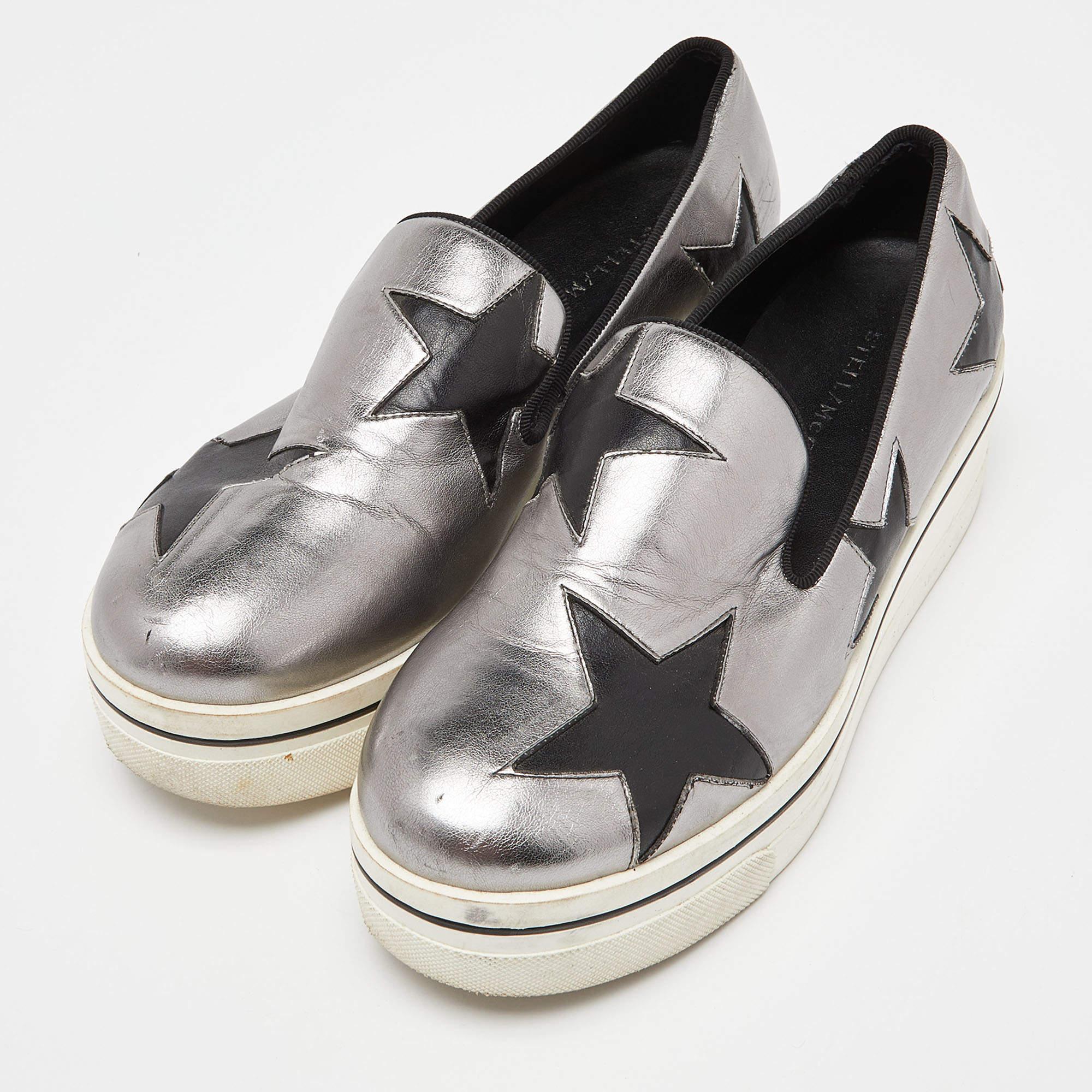 Stella McCartney Silver/Black Faux Leather Binx Star Slip On Sneakers Size 37 For Sale 4