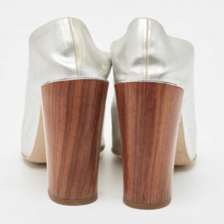 Stella McCartney Silberne Kunstleder-Pumps Größe 37 im Angebot 1