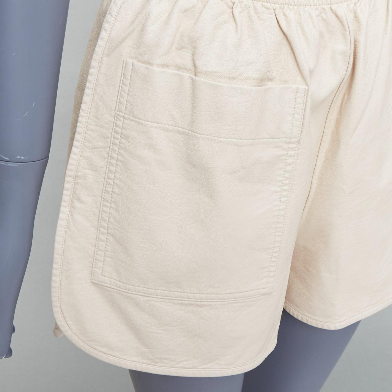 Short à poches STELLA MCCARTNEY Skin Free Skin beige faux cuir  IT38 XS
Référence : KYCG/A00134
Marque : Stella McCartney
Designer : Stella McCartney
Collectional : Sans peau SKin
MATERIAL : Faux cuir
Couleur : Crème
Motif : Solide
Fermeture :