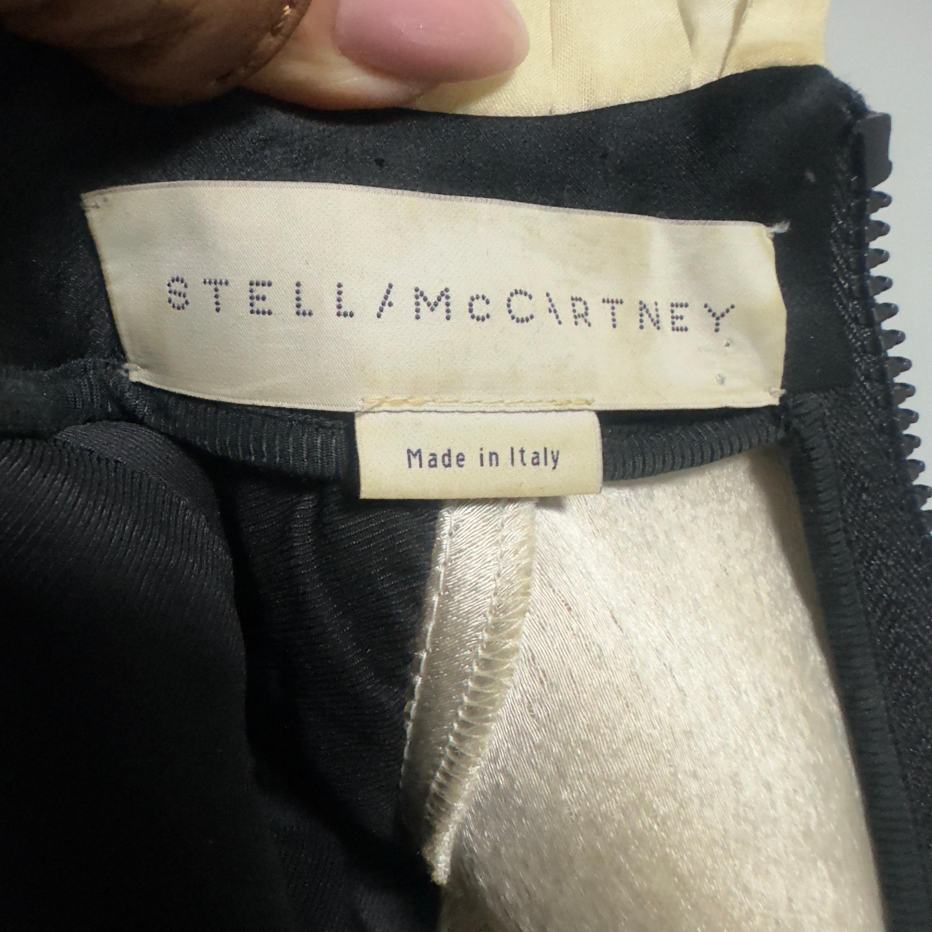 Mini robe structurée en laine et satin Stella McCartney - Runway FW2012 - en vente 5