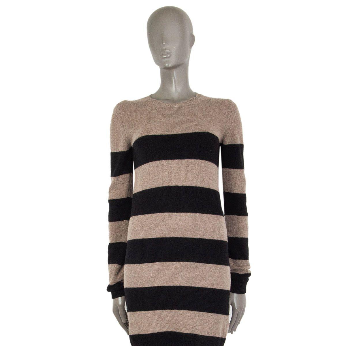 authentic Stella McCartney stripped knit crew-neck dress in black and taupe wool (80%) and cashmere (20%) with long sleeves. Unlined. Has been worn and is in excellent condition. 

Tag Size 40
Size S
Shoulder Width 40cm (15.6in)
Bust 82cm