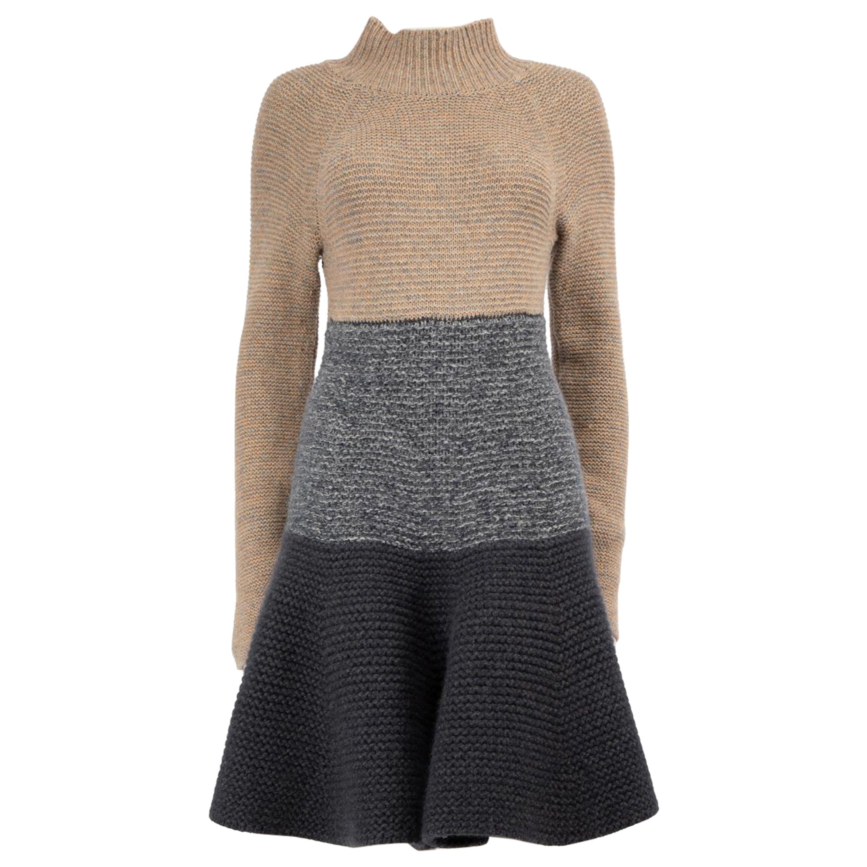 Stella McCartney - Robe à col roulé en laine, taille M