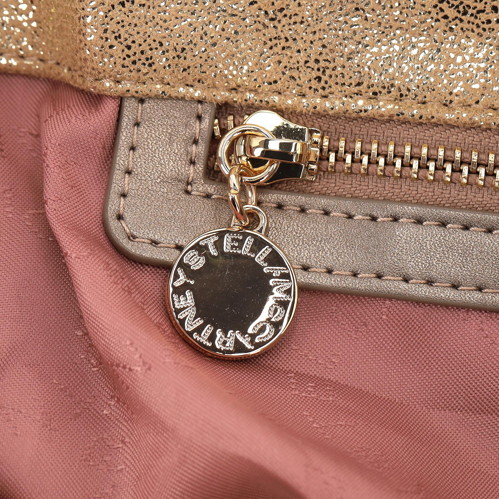 Stella McCartney Vegan Leather Falabella Chain-Link Tote Bag With Matching Pouch en vente 5