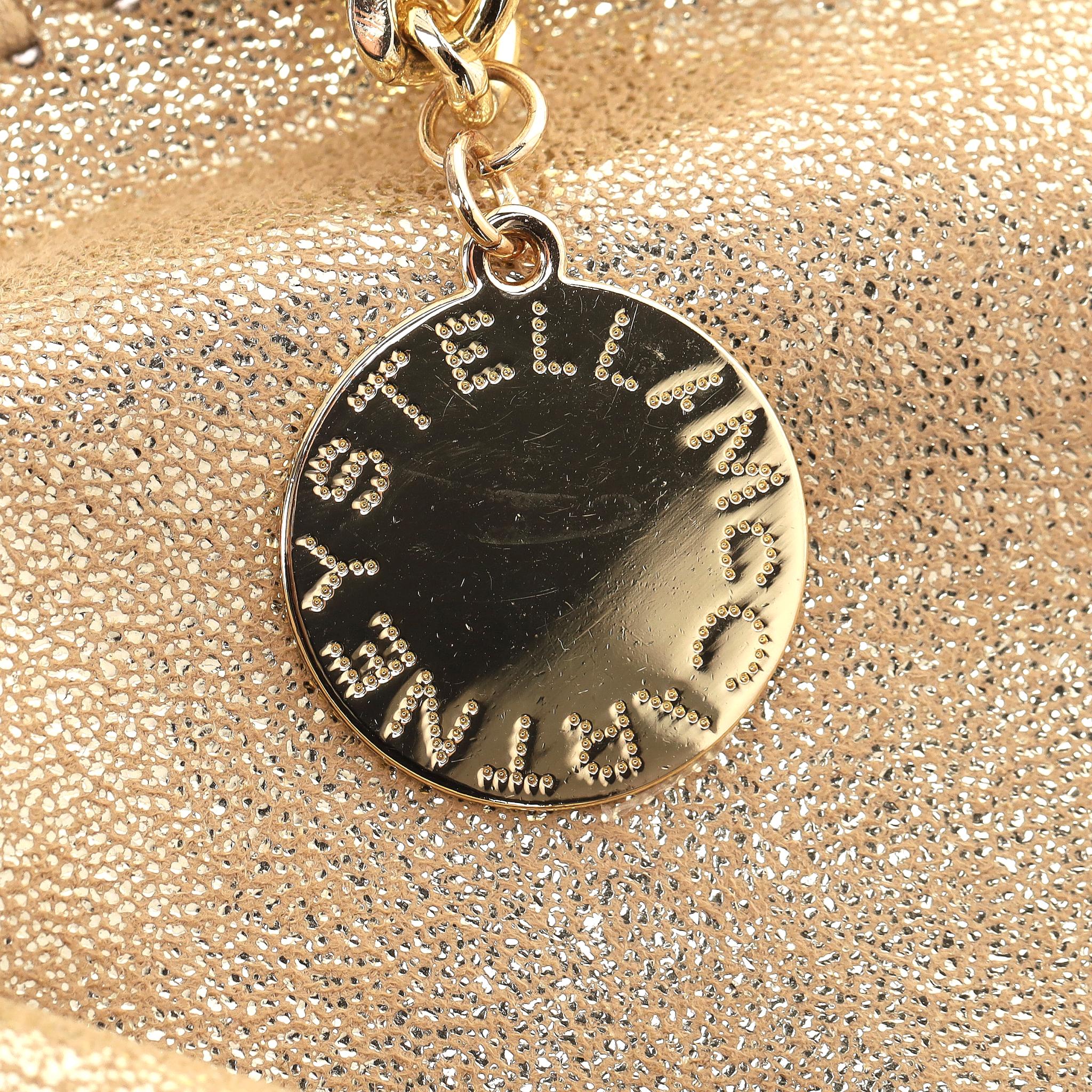 Stella McCartney Vegan Leather Falabella Chain-Link Tote Bag With Matching Pouch en vente 3