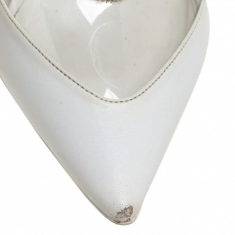 Women's Stella McCartney White Faux Leather And PVC Pointed Toe Pumps Size 40 For Sale