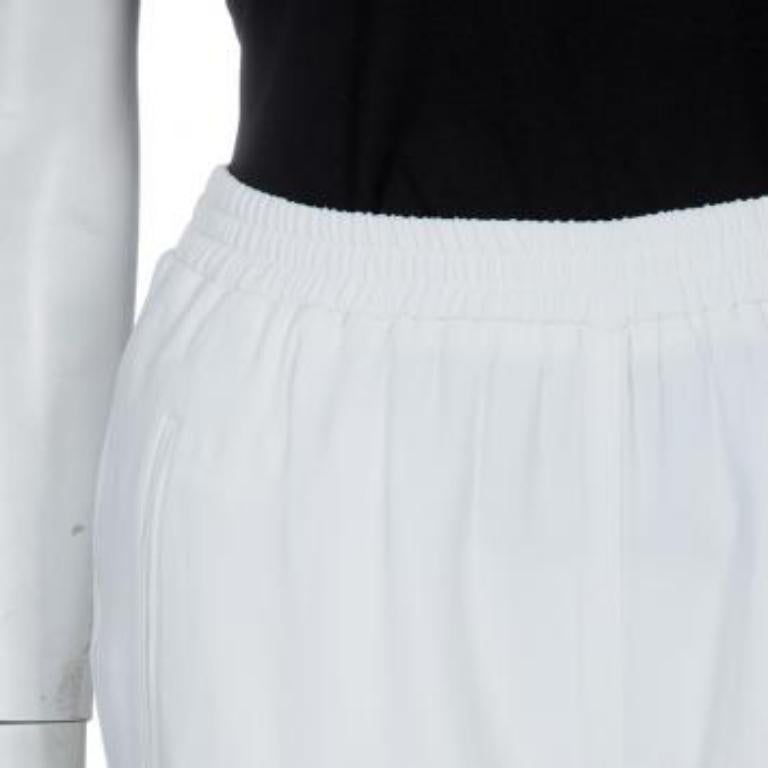 Stella McCartney Pantalones blancos con cremallera S en Excelente estado para la venta en Dubai, Al Qouz 2
