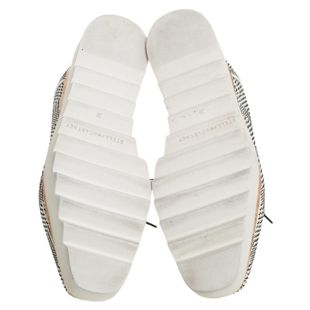 Stella McCartney Woven Faux Leather Elyse Platform Derby Size 39 In Good Condition In Dubai, Al Qouz 2