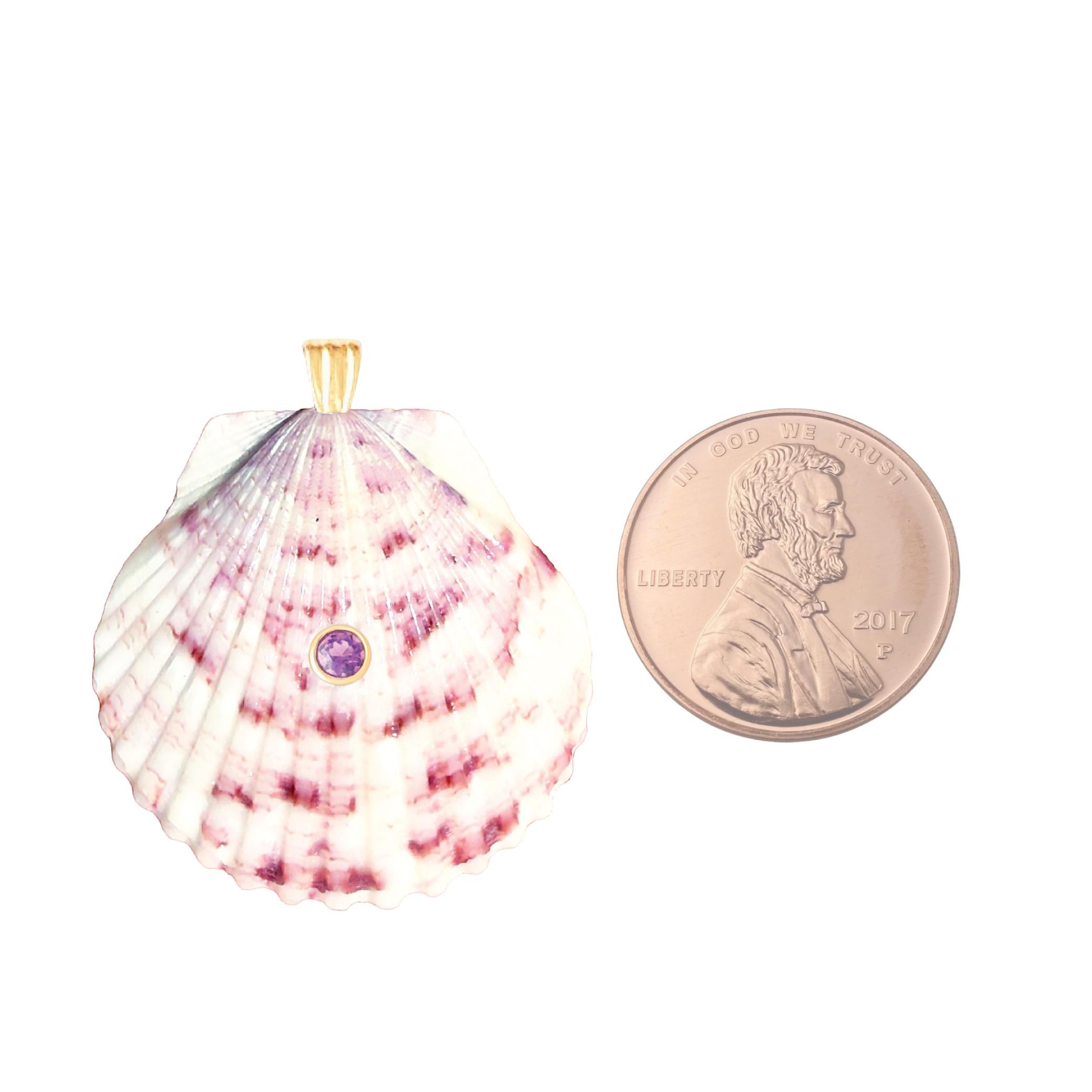 Stella Natural Shell Pendant with 14k Gold and Natural Amethyst Gemstone In New Condition For Sale In Miami, FL