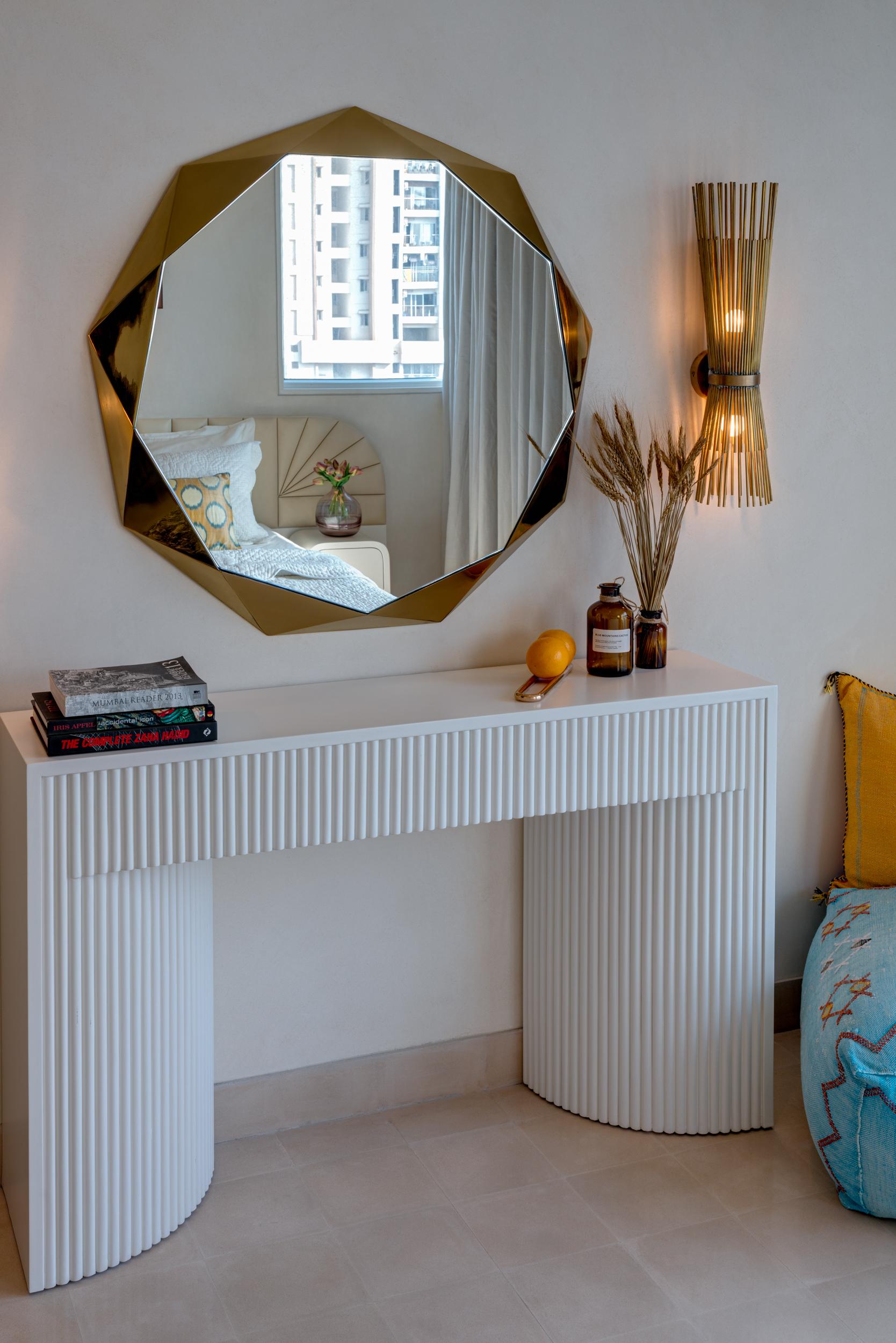 Modern Stella Small Wall Console Mirror Gold by Nika Zupanc For Sale