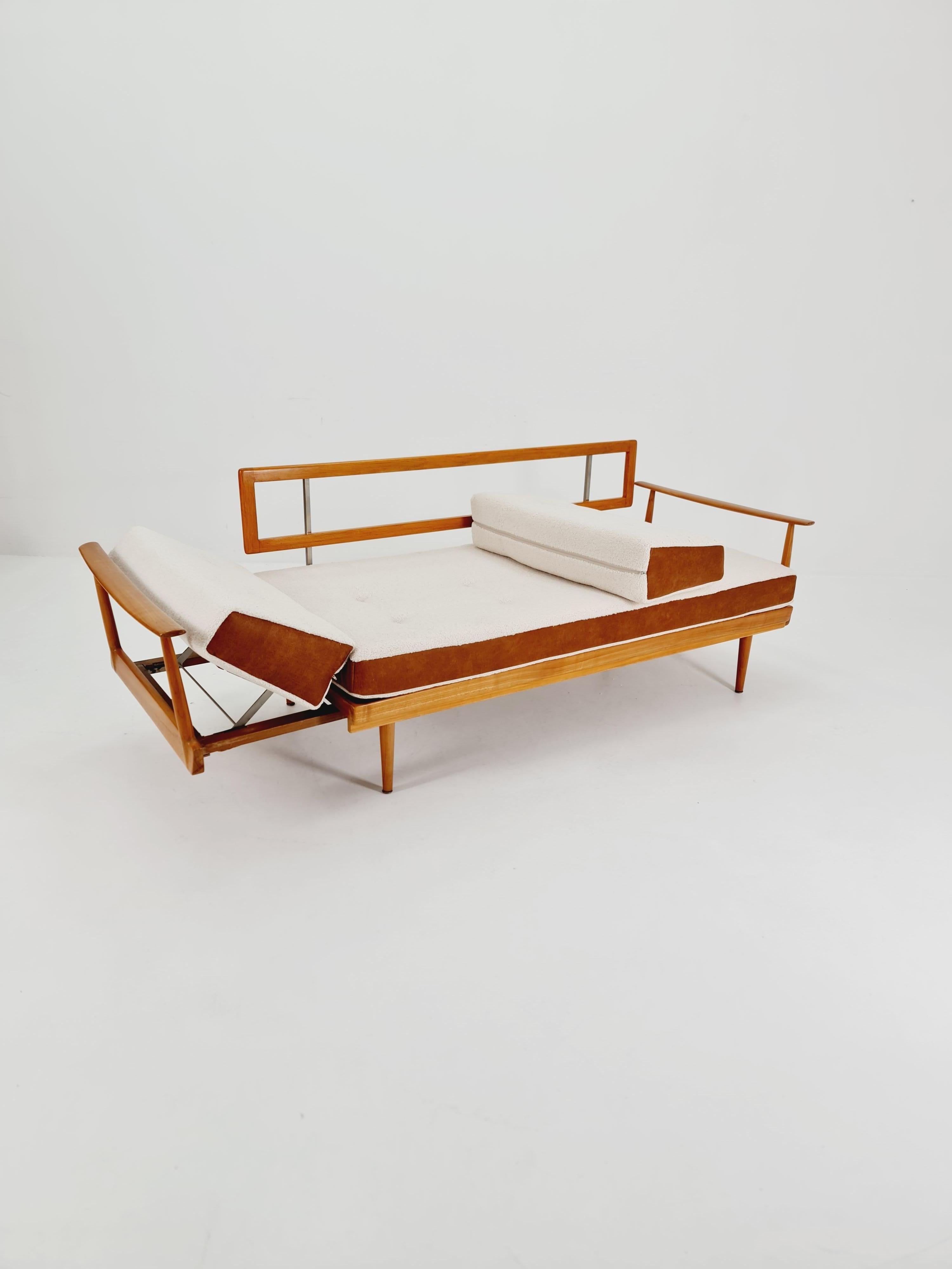 Stella Sofa-Tagesbett aus Eschenholz von Walter Knoll & Wilhelm Knoll, Deutschland, 1950 (Mitte des 20. Jahrhunderts)