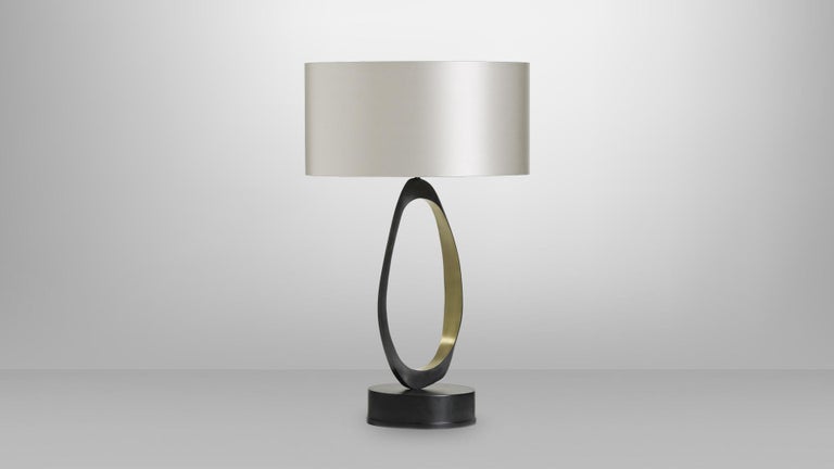 Stella table lamp by CTO Lighting
Materials: bronze with satin brass and black base, dove grey silk shade with silk diffuser
Also available in bronze with satin brass and black base, slate grey silk shade with silk diffuser
bronze with satin
