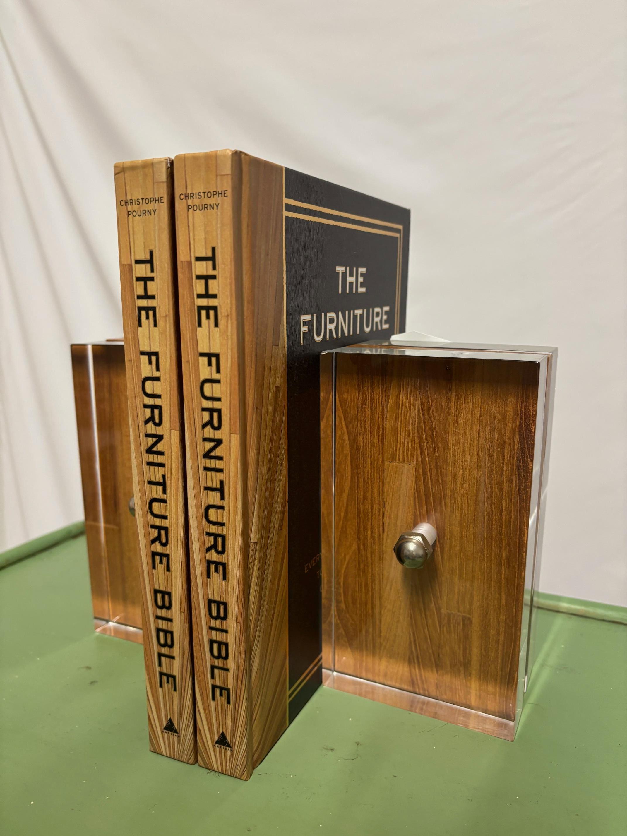 Stellar pair of Herb Ritts Lucite Bookends In Good Condition For Sale In Evanston, IL