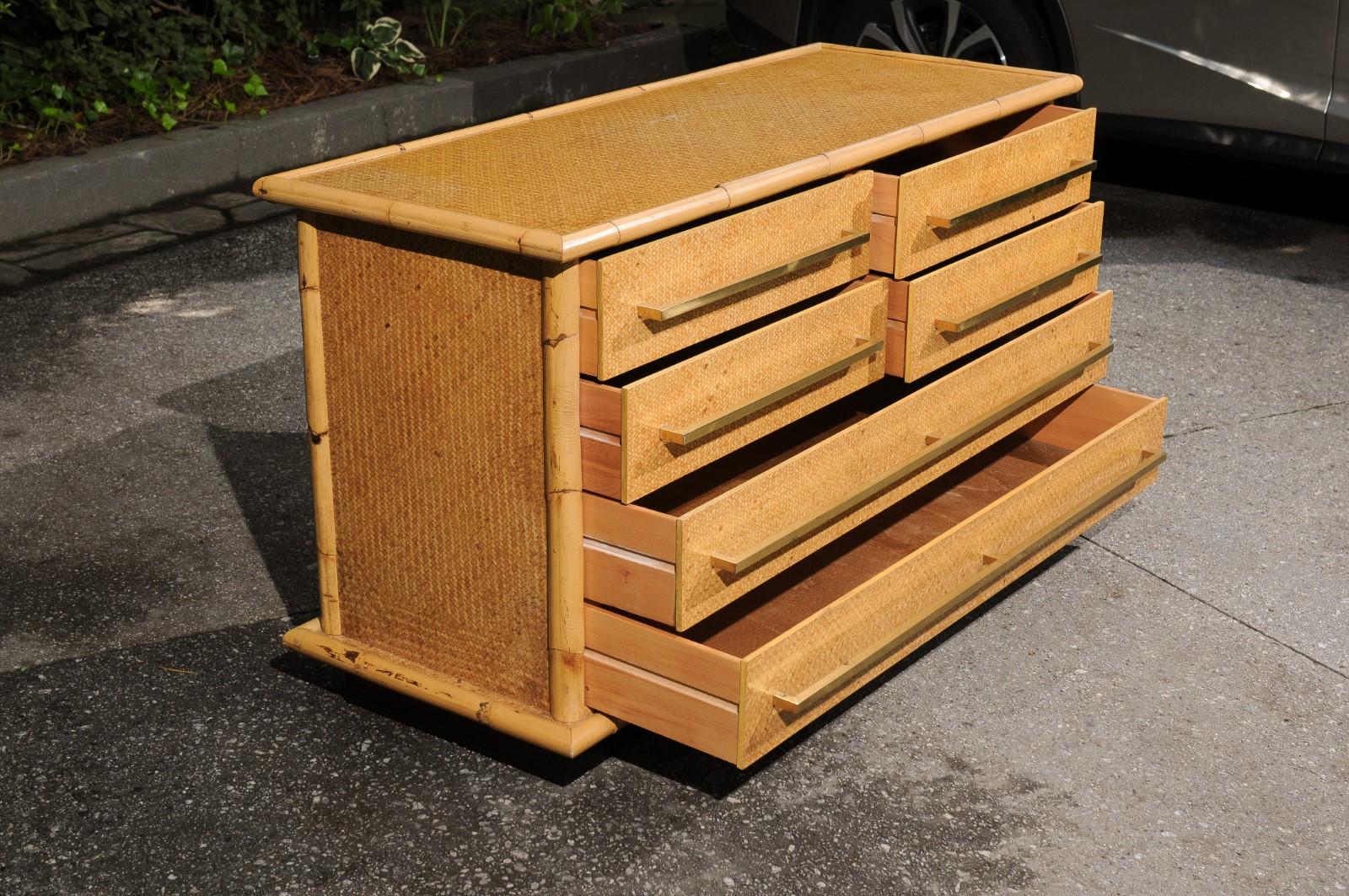 Commode Stellar en canne, bambou et laiton restaurée par Vivai del Sud, Italie, 1975 en vente 1