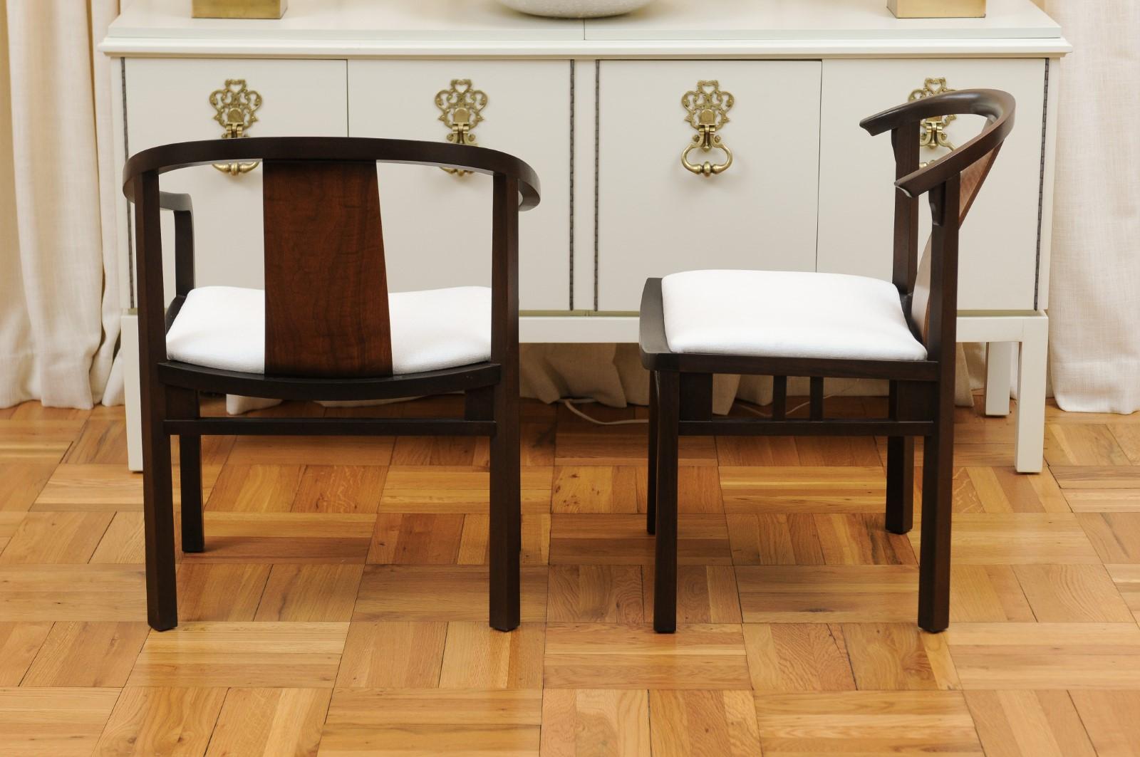 Stellar Set of 8 Walnut Dining Chairs by Michael Taylor for Baker, circa 1955 For Sale 2